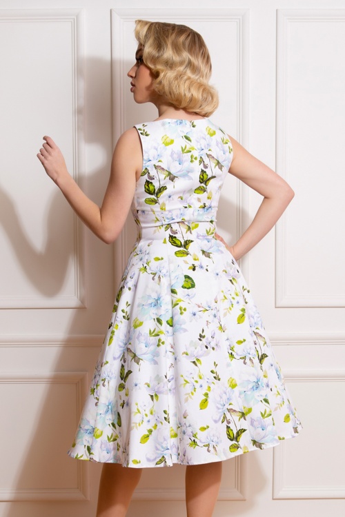 Hearts & Roses - 50s Catherine Floral Swing Dress in White 2