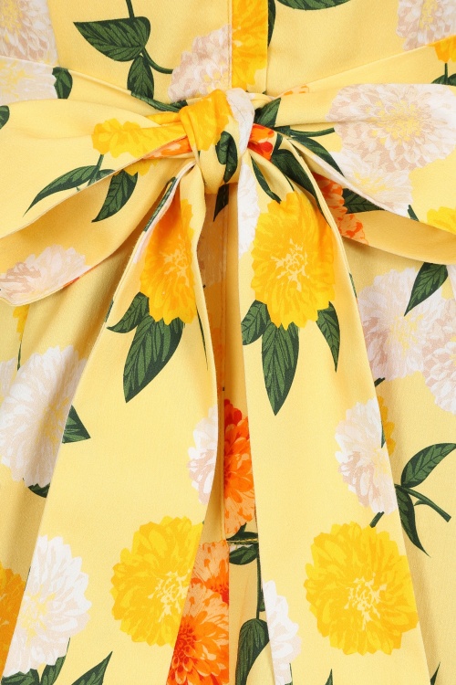 Collectif Clothing - Frances Floral Swing Dress Années 50 en Jaune Soleil 4