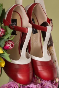 Lola Ramona ♥ Topvintage - 50s June Spring in Paris T-Strap Pumps in Red Rose and Cream 3