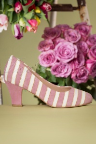 Lola Ramona ♥ Topvintage - 50s Ava Flaneur Pumps in Dusty Rose and Cream 4