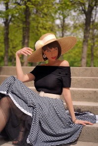 Glamour Bunny - Brigitte Gingham swing jurk in zwart en wit 8