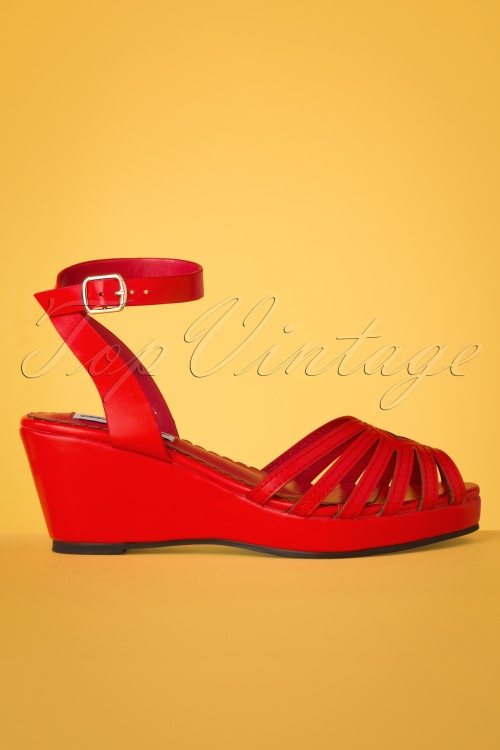 Lulu Hun - 60s Jennifer Wedge Sandals in Red 3