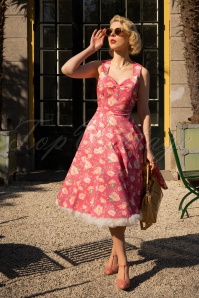 Diploma Betrokken stormloop Topvintage Boutique Collection | Topvintage exclusive ~ 50s Eliane Floral  Swing Dress in Coral