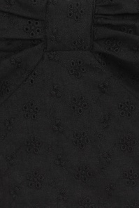 Collectif Clothing - Amoura Broderie Anglaise Top Années 70 en Noir 3