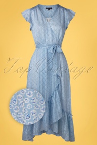Smashed Lemon - 70s Melly Floral Maxi Dress in Light Blue