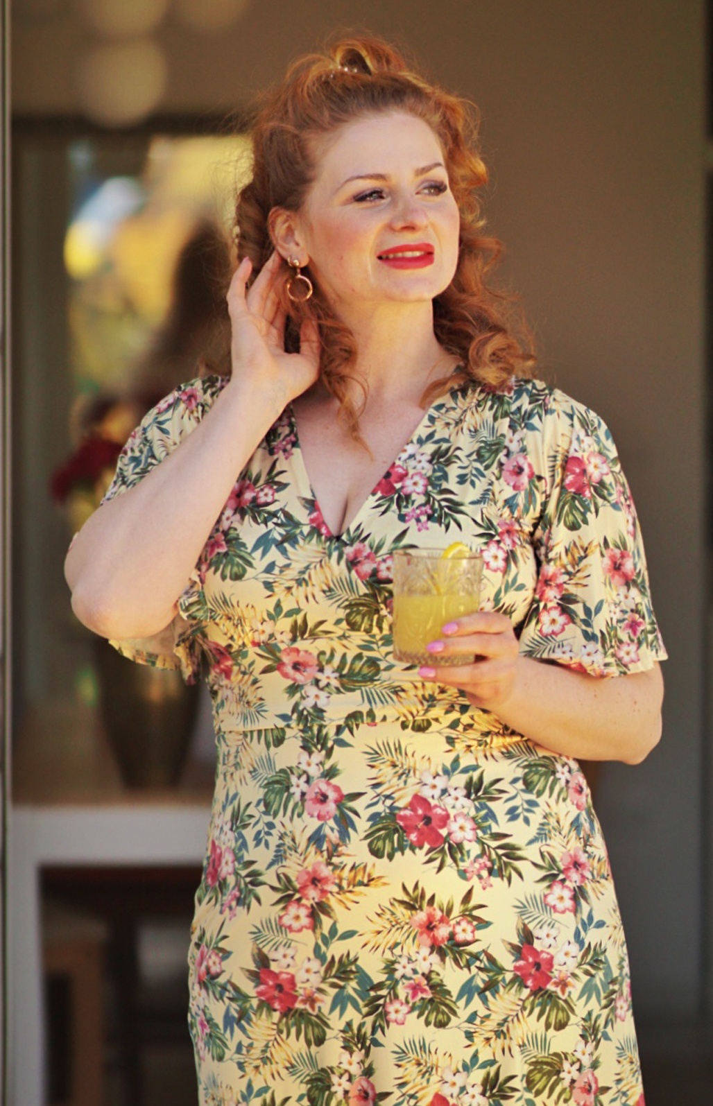 Vintage Chic for Topvintage - Helene Hibiscus gekruiste maxi-jurk in zacht geel 2