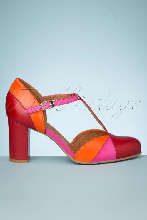 La Veintinueve - 60s Magnolia Leather T-Strap Pumps in Red, Orange and Pink 4