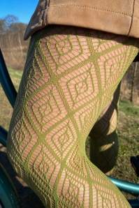 Peppery Panty - The Dynamic Open Patterned Tights in Natural Green 2