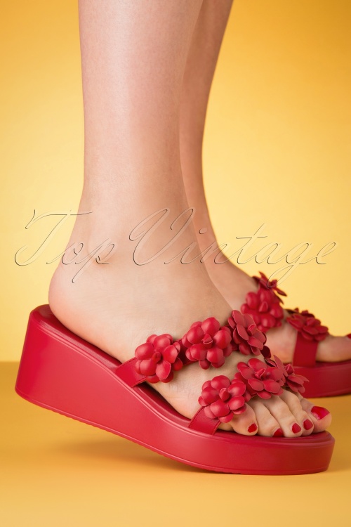 Lulu Hun - Leandra Roses Wedge Sandals Années 60 en Rouge