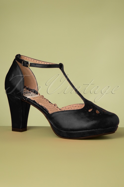 Bettie Page Shoes - Mercy T-Strap Pumps Années 50 en Noir
