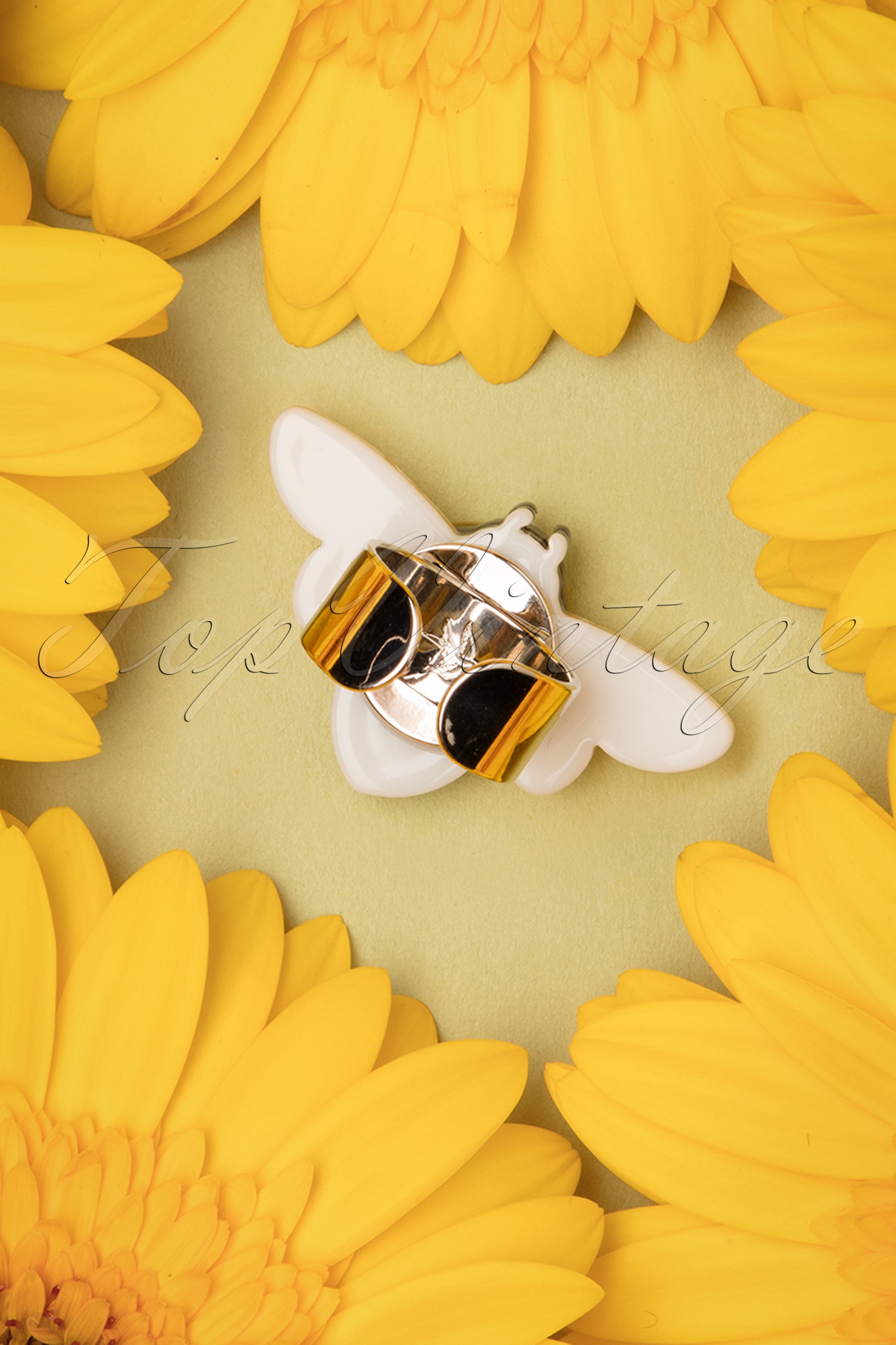 Erstwilder - To Bee or Not to Bee Statement Ring 3