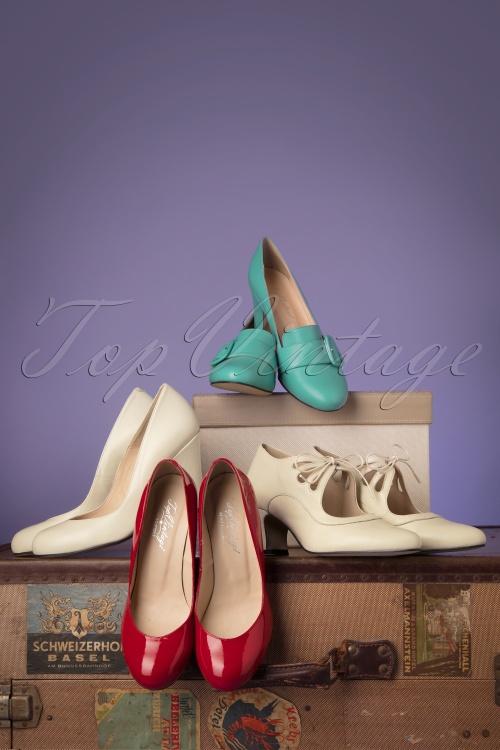 Topvintage Boutique Collection - Jeane Edle Pumps in Creme 6