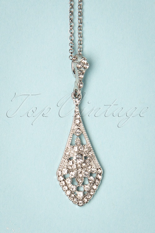 Lovely - 50s Crystal Earrings in Silver