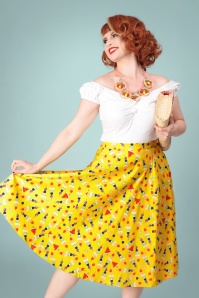 Collectif Clothing - 50s Matilde Fruit BBQ Swing Skirt in Yellow 2