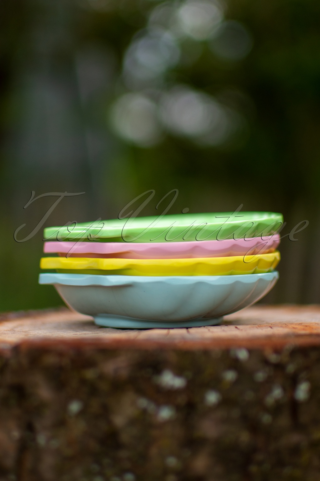 Rice Melamine Shell Shaped Dipping Plates in Multi