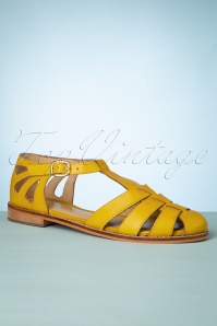 Chelsea Crew - 60s Carina Leather Sandals in Mustard 3