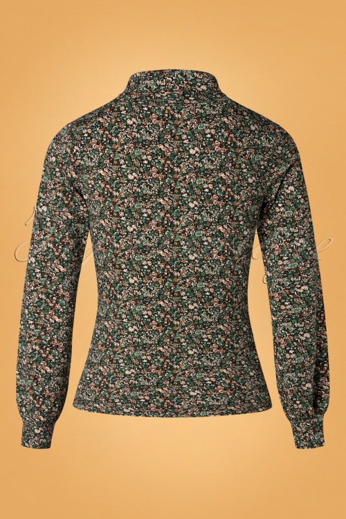 Smashed Lemon - 70s Railey Floral Rollneck Top in Black and Green 3