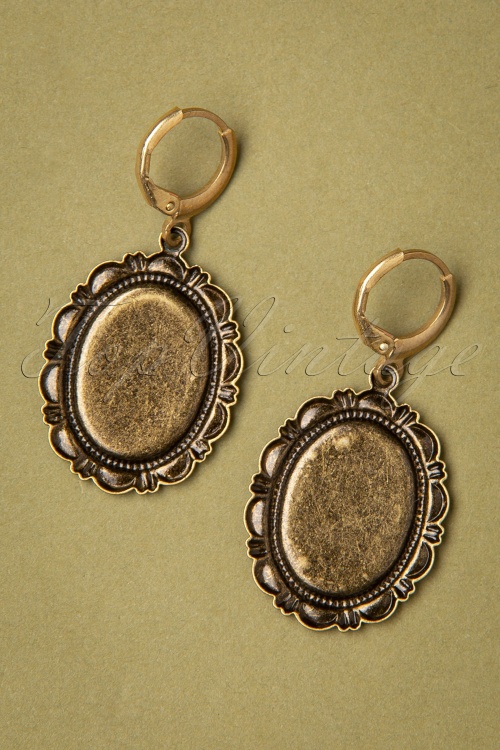 Urban Hippies - 70s Frida Earrings in Antique Gold and Green 4