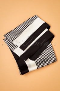 Banned Retro - Calliope Silky sjaal in zwart en wit 4