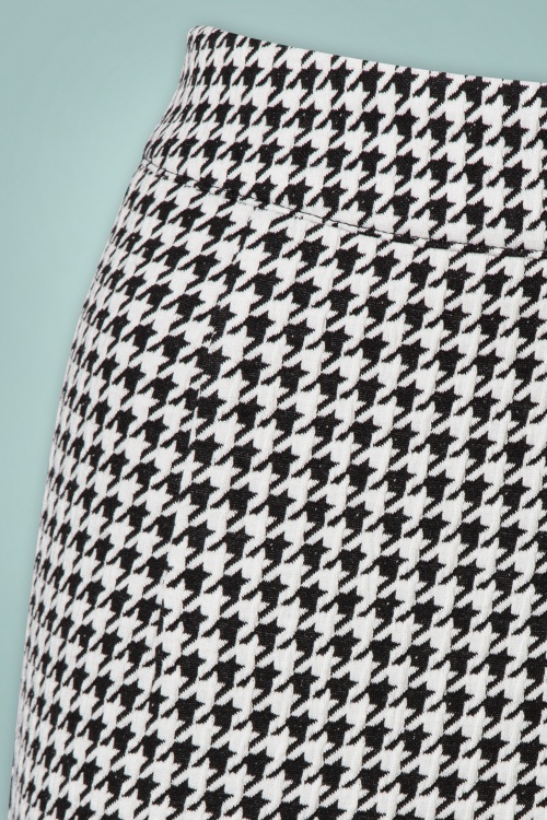 Vixen - 50s Barbara Houndstooth Cigarette Trousers in Black and White 3