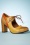 La Veintinueve - 60s Margot Leather Pumps in Orange and Cream