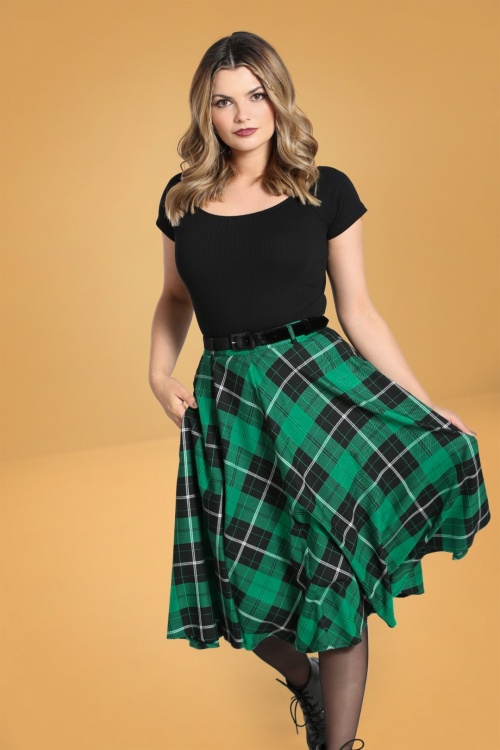 Bunny - 50s Beryl Check Swing Skirt in Black and Green 2