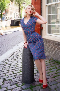 Topvintage Boutique Collection - Topvintage exclusive ~ Olivia Cherry Dots Short Sleeve Pencil Dress Années 50 en Bleu Marine