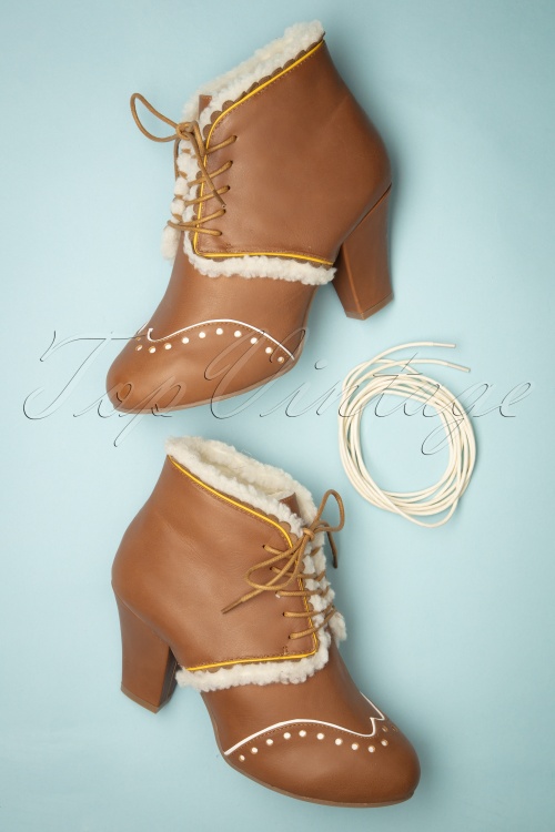 Lola Ramona - 50s Elsa Warm Leather Shoe Booties in Cognac 2