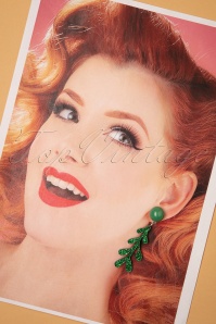Collectif Clothing - 50s Mistletoe Earrings in Green 2