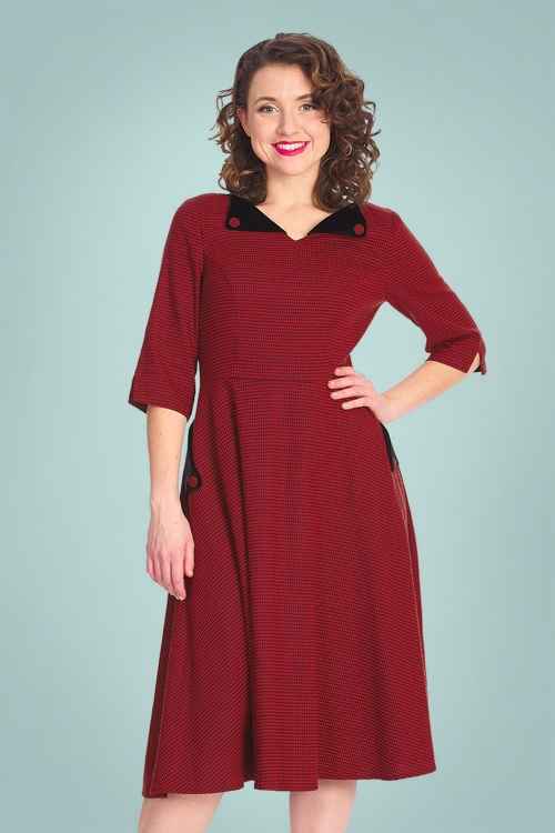 Banned Retro - 40s Regal Houndstooth Swing Dress in Red 3