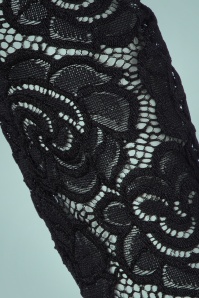 Vintage Chic for Topvintage - 50s Graziela Lace Pencil Dress in Black 5