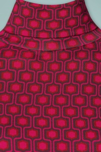LaLamour - 70s Pensy Turtle Neck Pullover in Red 4