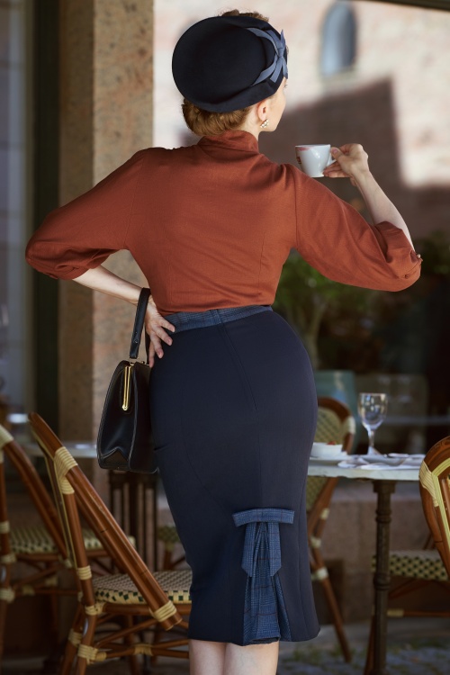 Miss Candyfloss - 40s Sienna Lee Pencil Skirt in Navy 2