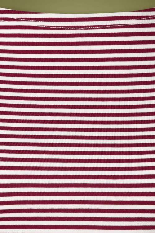 Banned Retro - 50s Merry Xmas Stripe Top in White and Red 4