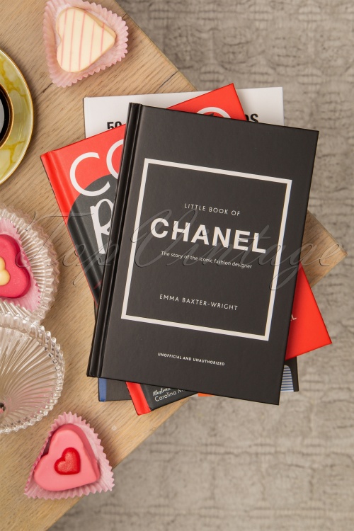 Fashion, Books & More  Little Book of Chanel