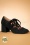 B.A.I.T. Zapatos de salón Chelsea de los años 60 en negro