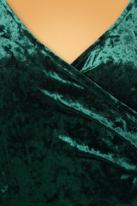 Timeless - Dovey fluwelen swing jurk in groen 3