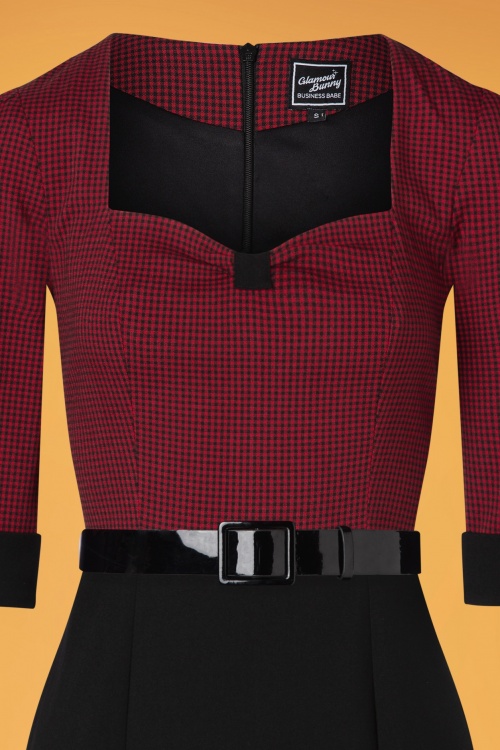 Glamour Bunny Business Babe - Sammy Pencil Dress in Black and Red Gingham 5