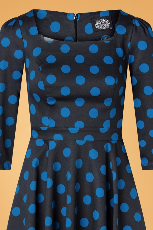 Hearts & Roses - Melena polkadot swing jurk in zwart en blauw 3