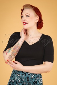 Pinup Couture - 50s Deadly Dames Vixen Top in Black