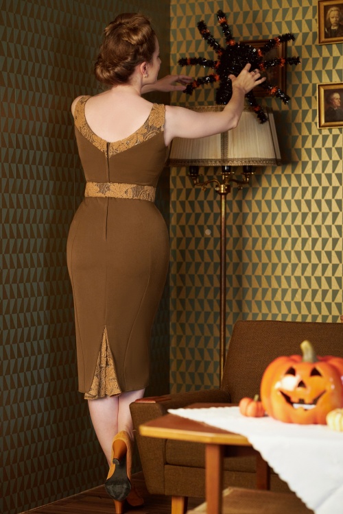Miss Candyfloss - 50s Calantha Dora Bombshell Wiggle Dress in Caramel 2