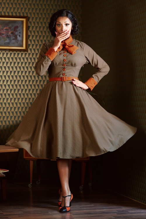 Miss Candyfloss - Ines Marigold Tartan Swing Kleid in Senf