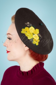 Collectif Clothing - 60s Autumn Floral Wool Beret in Brown 2