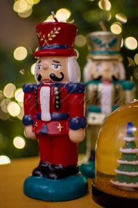 &Klevering - Nutcracker Candle in Red 3