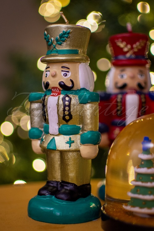 &Klevering - Nutcracker Candle in Gold and Green 3