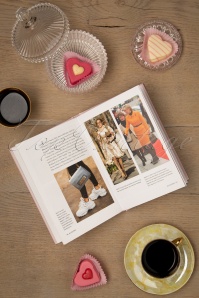 Fashion, Books & More - Kleines Buch von Dior 3