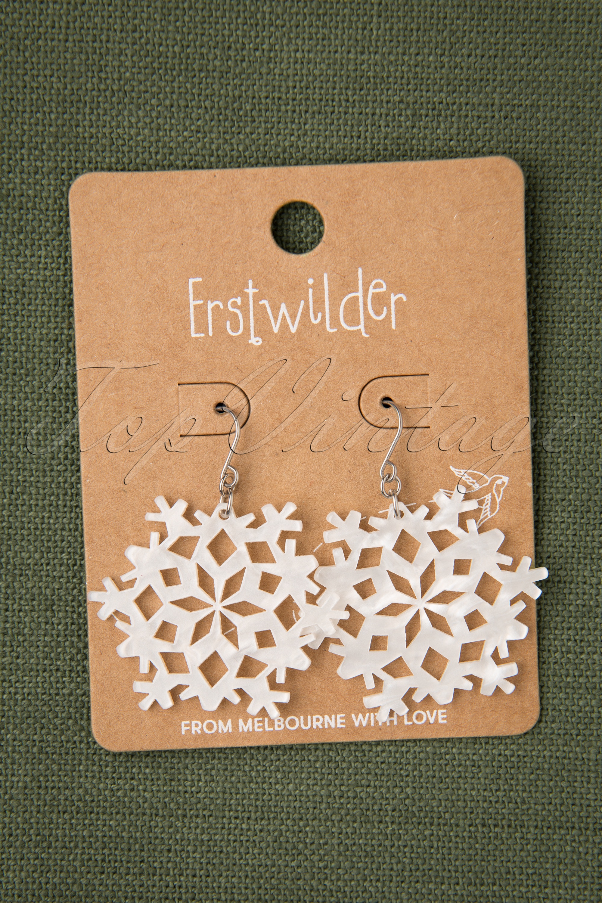 Erstwilder - Snowflake Ripple oorbellen in wit 2