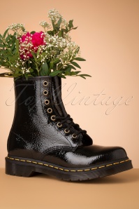 Dr. Martens - 1460 Distressed Patent Ankle Boots en Noir