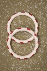 Splendette - TopVintage Exclusive ~ 50s Candy Stripes Bangle Set in Ivory and Red 3