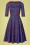 TopVintage exclusive ~ Adriana Floral Long Sleeve Swing Dress Années 50 en Bleu Foncé